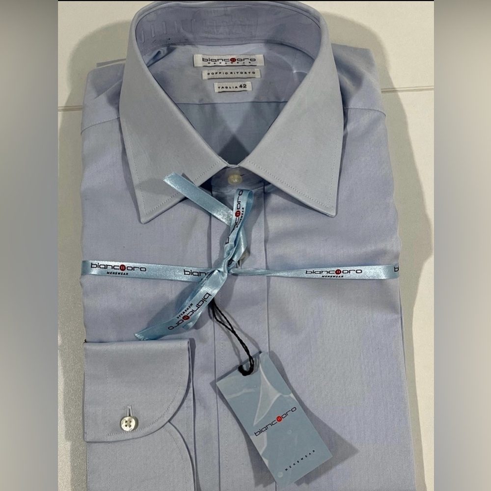 NWT!! Men button down light blue shirt, regular fit, size 42